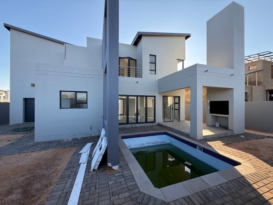 4 Bedroom Property for Sale in Melodie North West